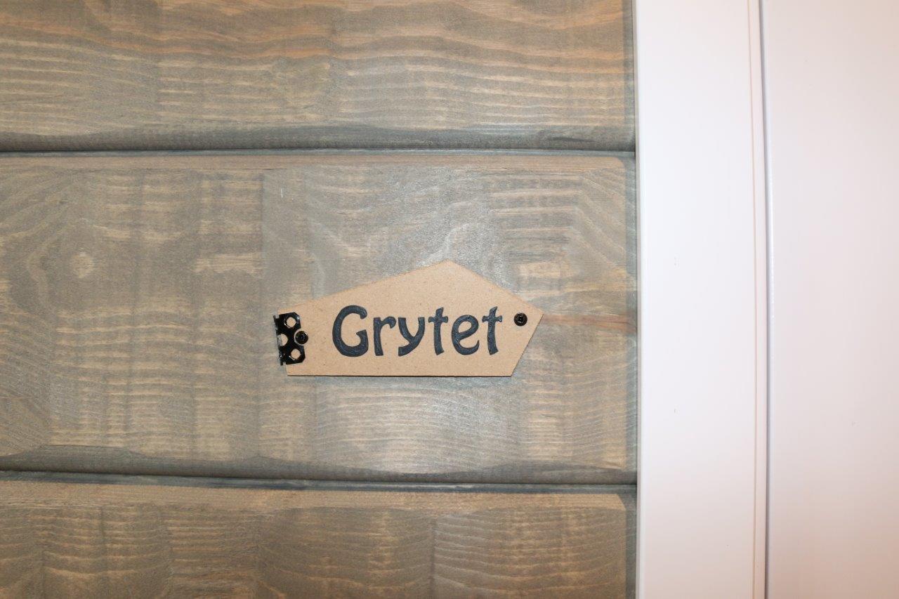 bedroom grytet sign